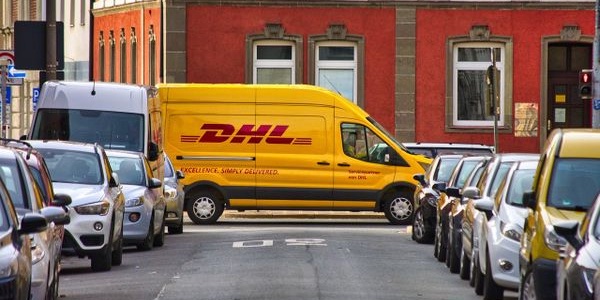 DHL DHL delivery